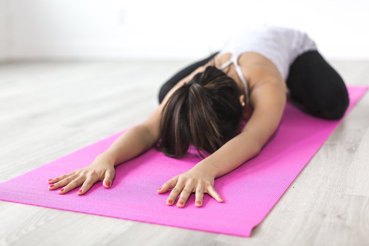 People Woman Yoga Meditation  - StockSnap / Pixabay